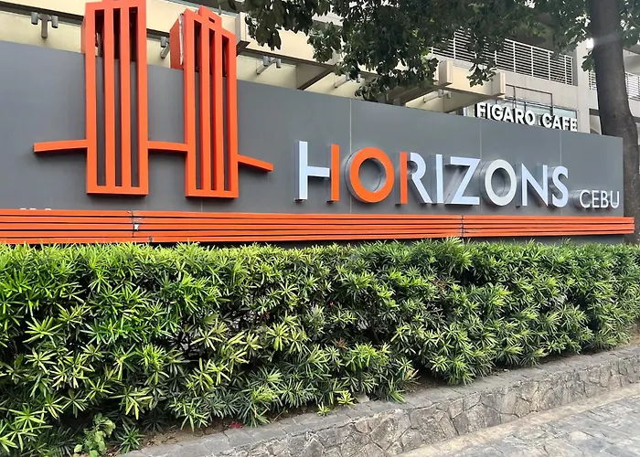 Hotel Chic Overlooking At Horizons 101 Cebu